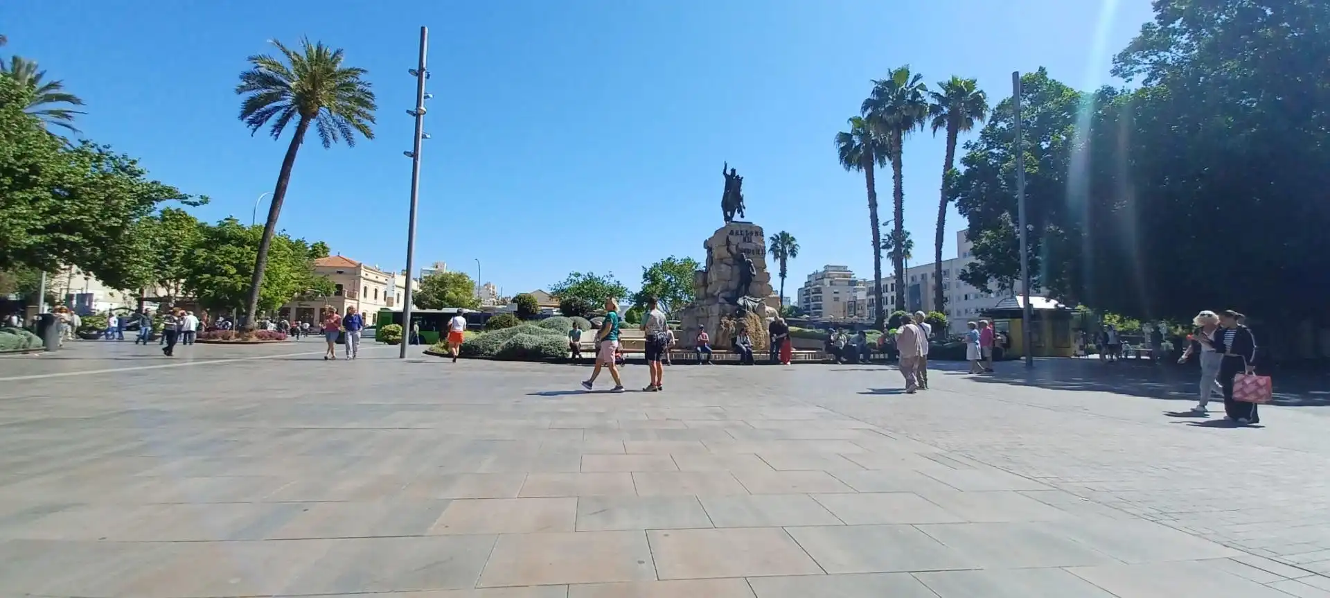 Außenansicht von Wohnung zum Verkauf in  Palma de Mallorca mit Parkett