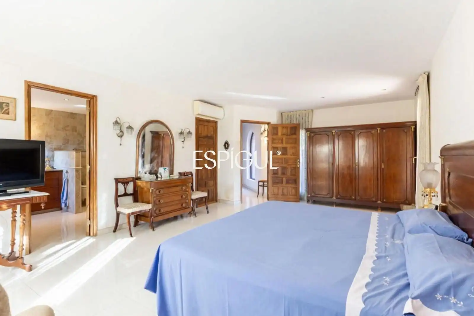 Habitación de Casa o chalet en venta en Sant Cugat del Vallès con Aire acondicionado, Calefacción y Jardín privado
