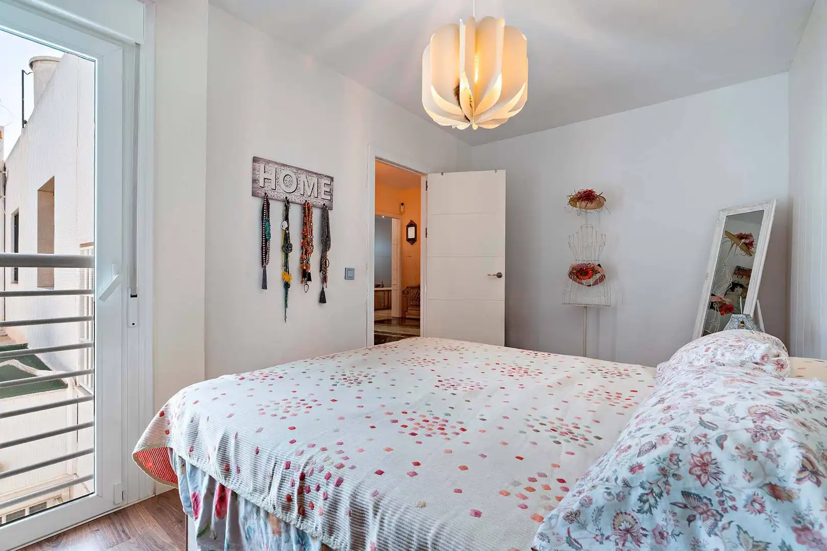 Habitación de Casa o chalet en venta en Roquetas de Mar con Aire acondicionado, Trastero y Alarma