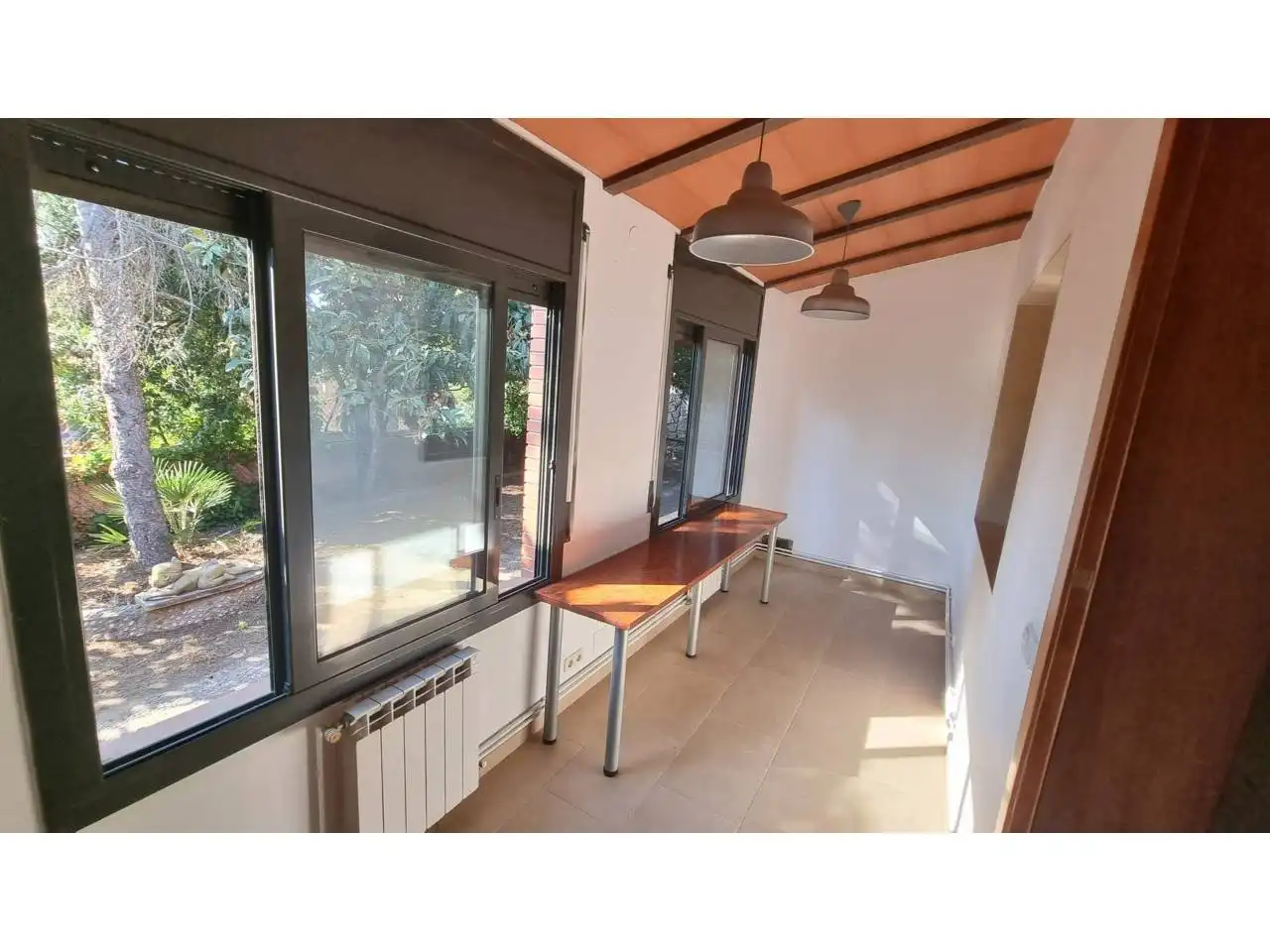 Houses for sale in Calle Lleida, Vallromanes