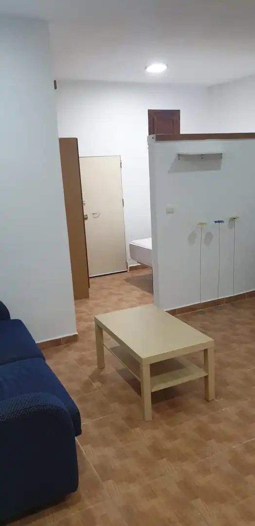 Habitación de Local en venta en Torremolinos