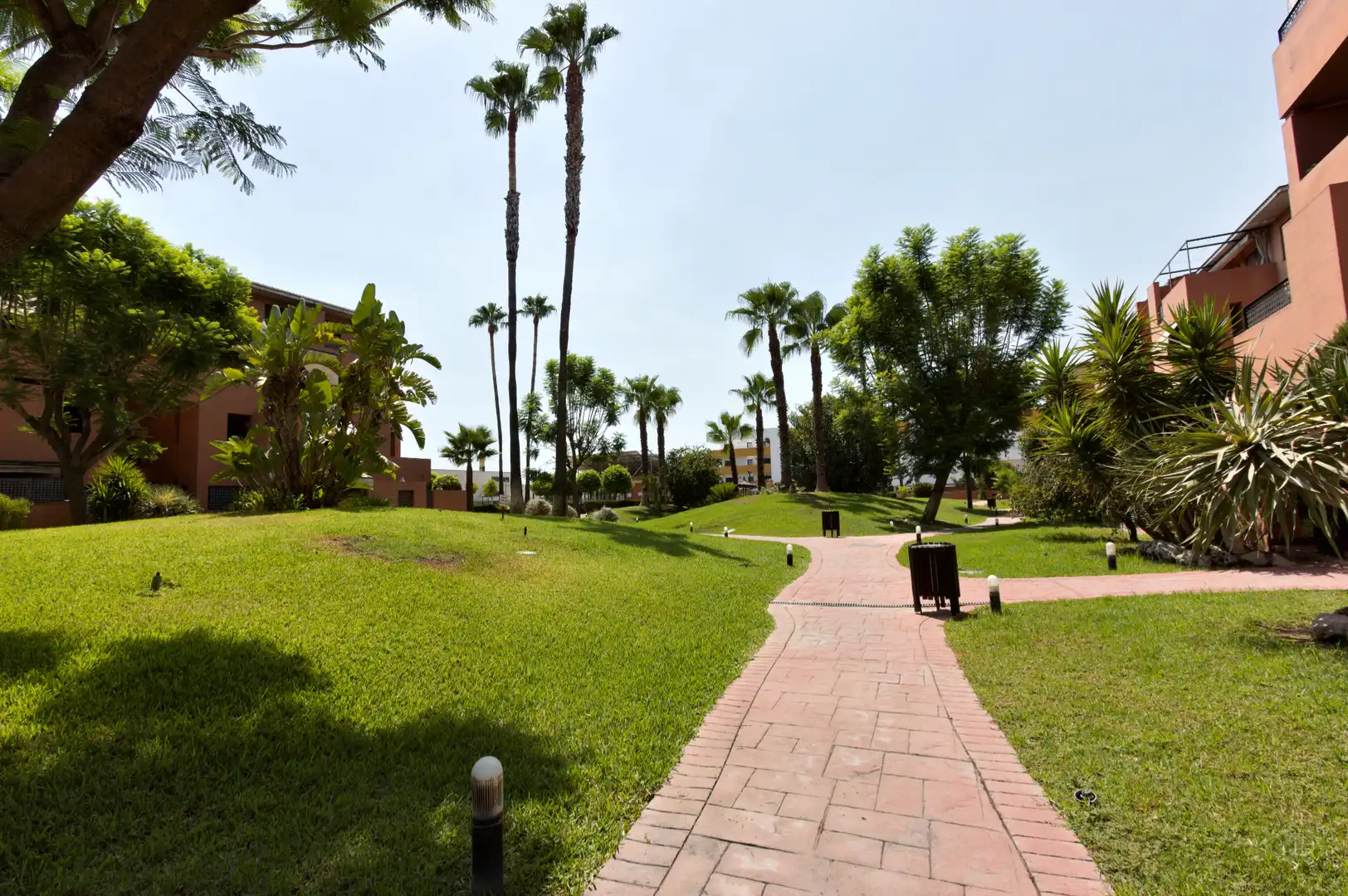 Jardín de Ático en venta en San Juan de Aznalfarache con Aire acondicionado, Calefacción y Terraza