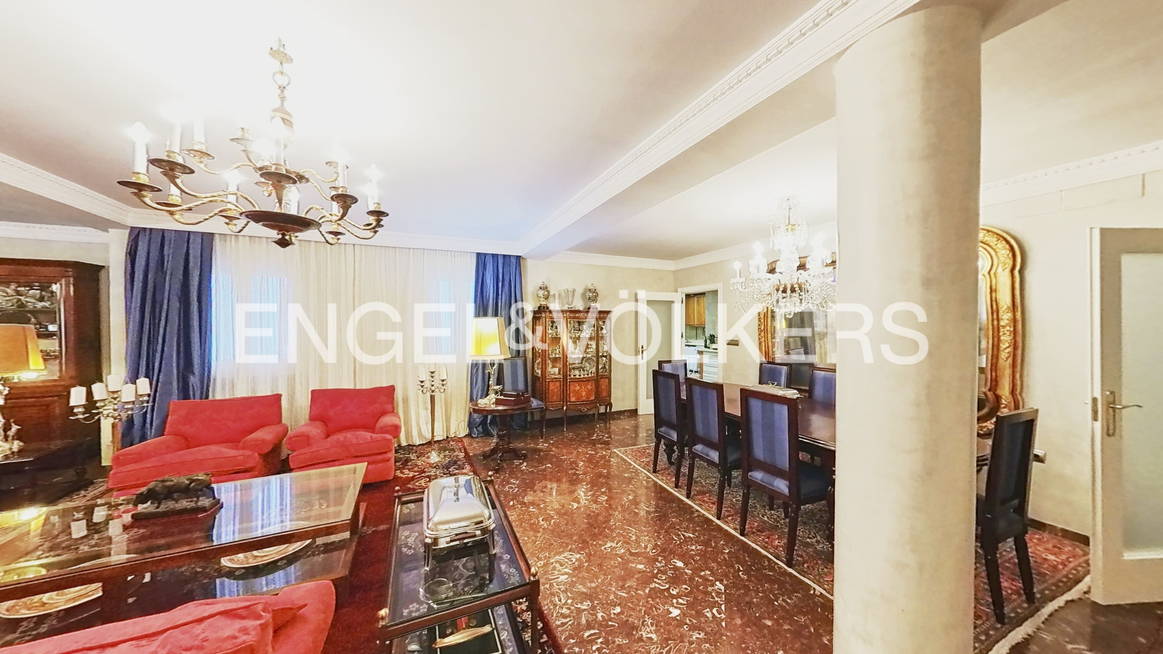 Menjador de Apartament en venda en  Sevilla Capital amb Aire condicionat, Calefacció i Terrassa