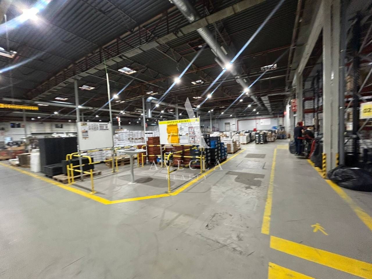 Nau industrial de lloguer en Sant Cugat del Vallès