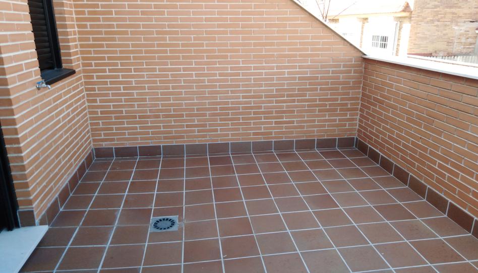 Foto 1 de Àtic de lloguer a Calle de Los Bascones, Almenara -Ventilla, Madrid