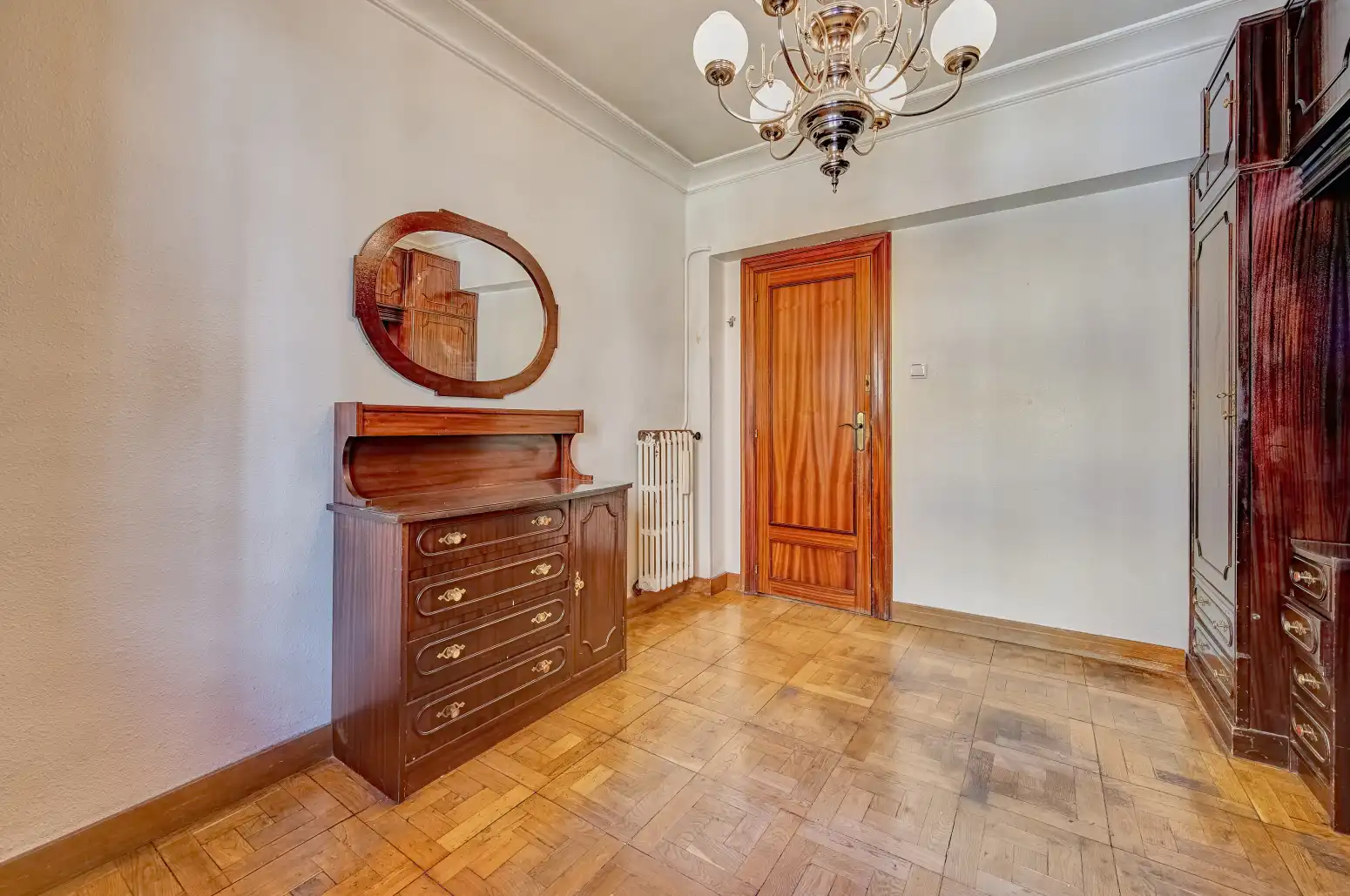 Piso en venta en  Pamplona / Iruña con Calefacción, Terraza y Balcón