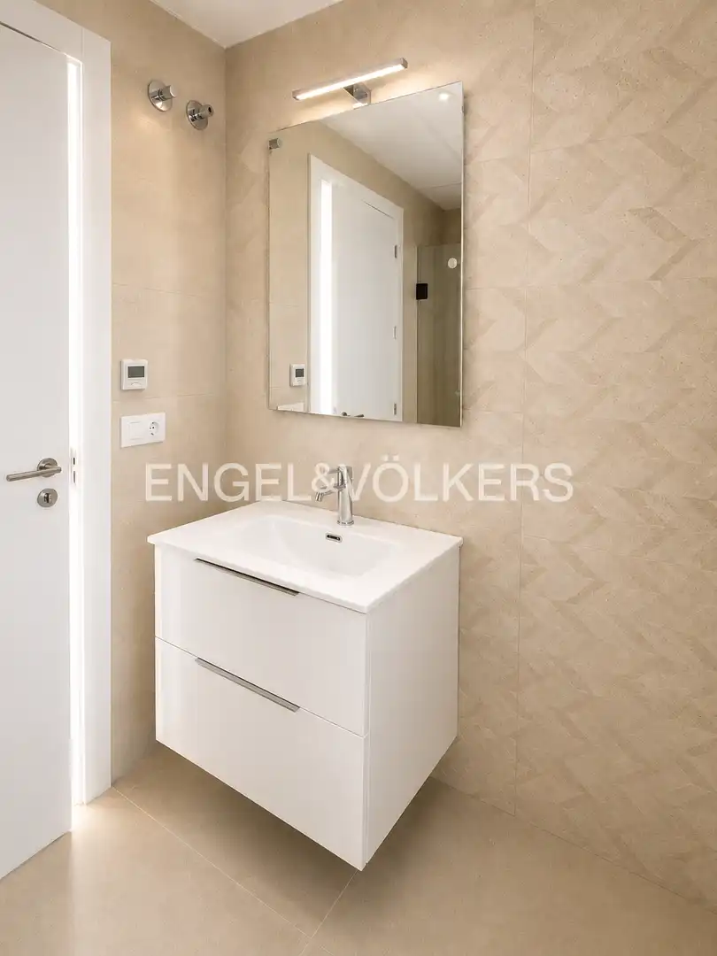 Bathroom of Flat for sale in Dénia  with Heating and Swimming Pool