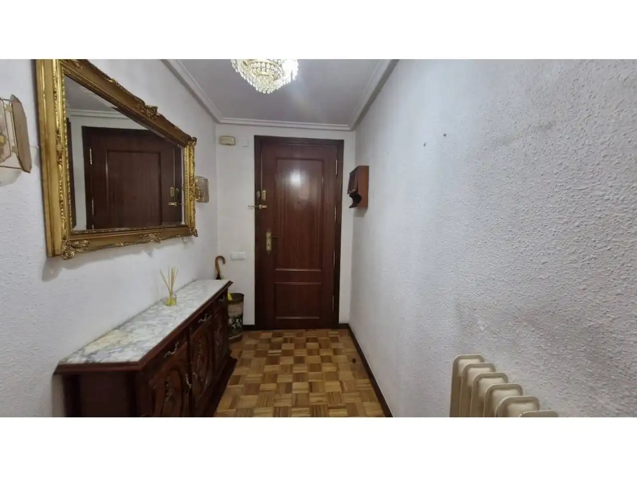 Piso en venta en  Logroño con Calefacción, Parquet y Terraza