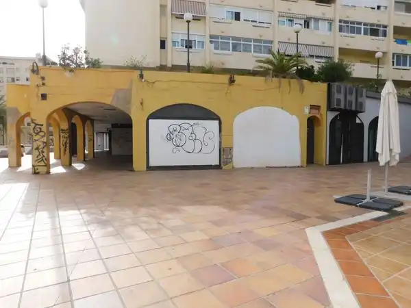 Vista exterior de Local en venta en Marbella