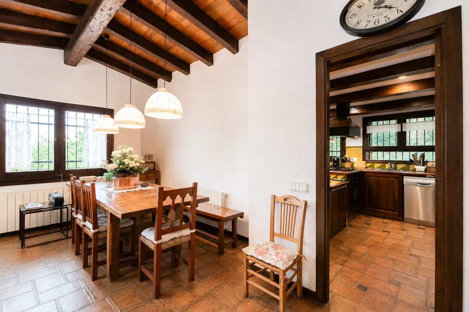 Comedor de Finca rústica en venta en L'Esquirol con Calefacción, Jardín privado y Terraza