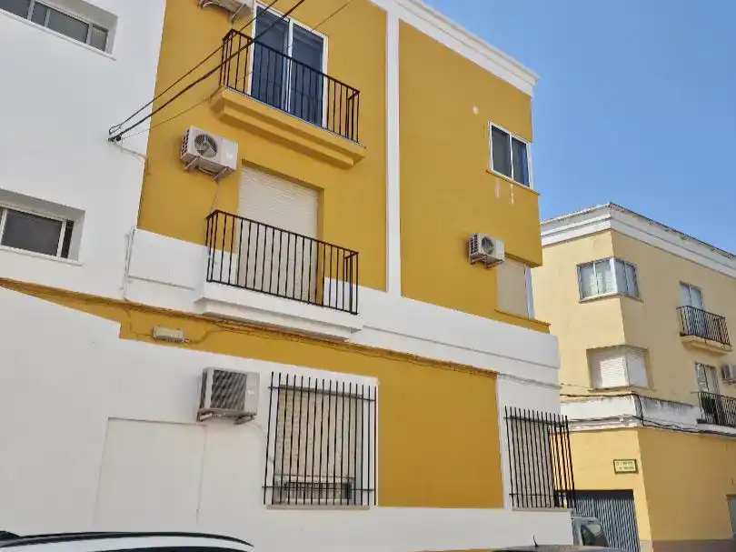 Vista exterior de Piso en venta en Arroyo de la Luz, Cáceres
