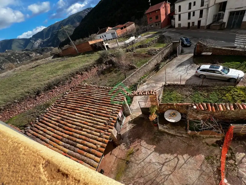 Villa zum Verkauf in Calle Tahus-Noves De Segre, imagen 7