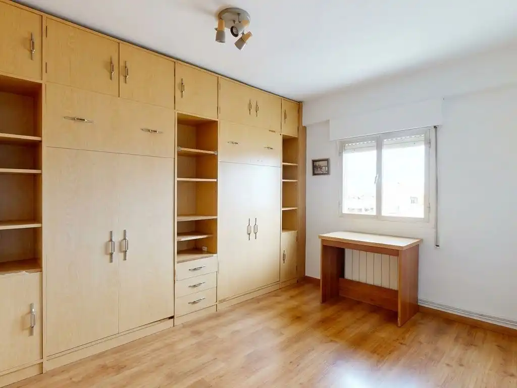 Bedroom of Flat for sale in Usera