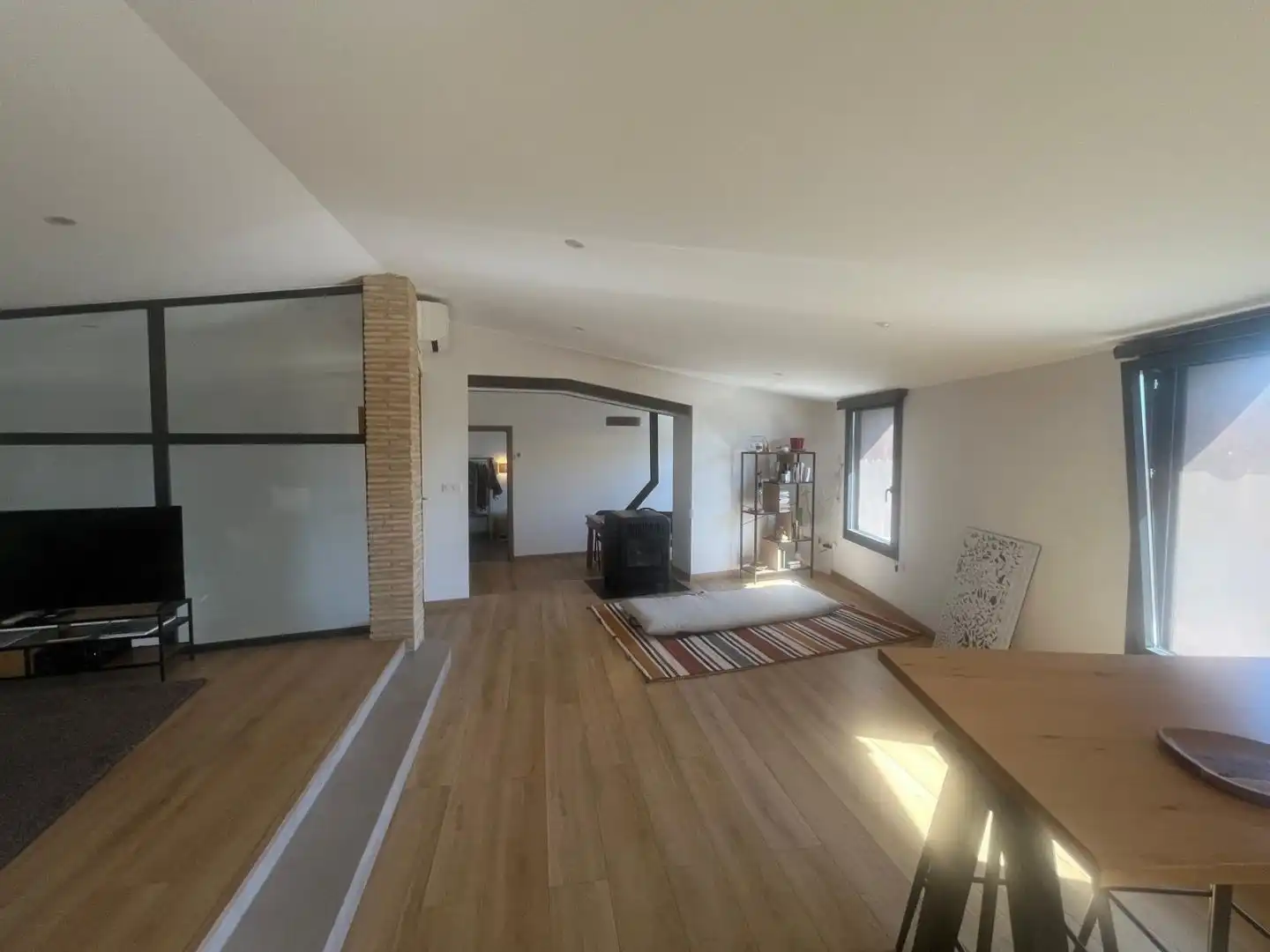 Casa rústica con jardín en venta en carrer del fort 7, imagen 2