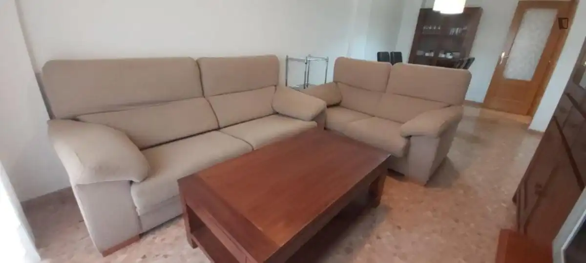 Sala d'estar de Apartament per a compartir en Castellón de la Plana / Castelló de la Plana amb Aire condicionat, Moblat i Forn