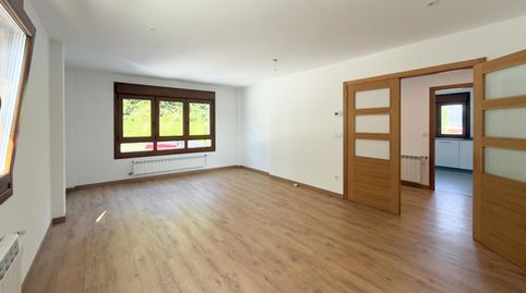 Foto 5 de Casa o chalet de alquiler en Calle de Rosalía de Castro, Oroso, A Coruña