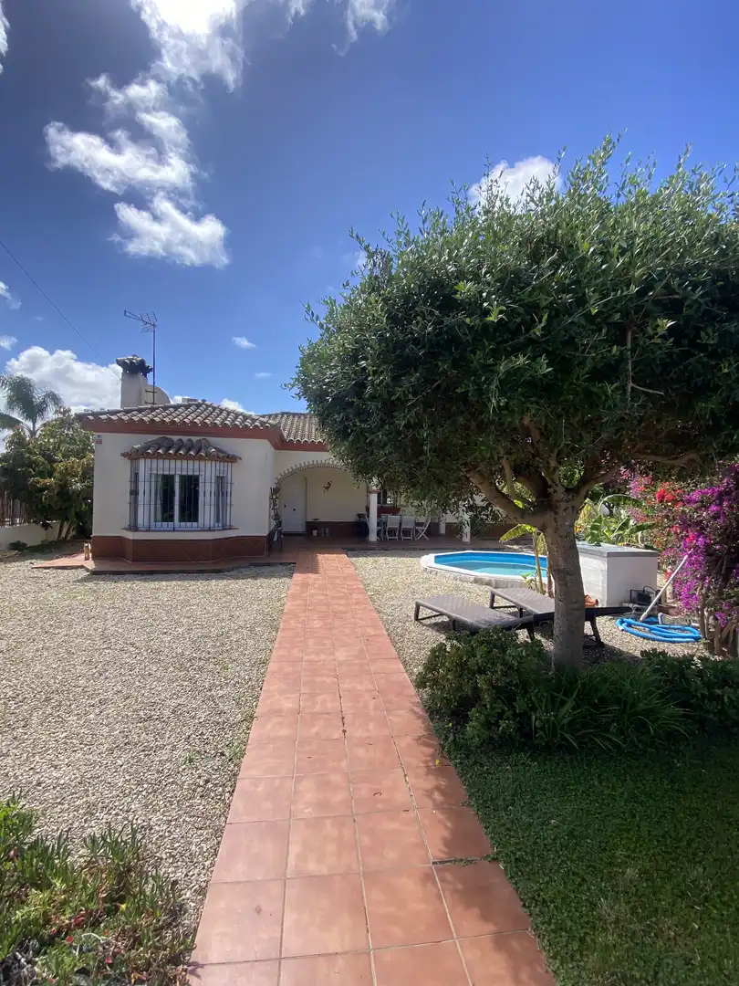 Exterior view of Houses for sale in Chiclana de la Frontera  with Air Conditioner, Storage room and Swimming Pool