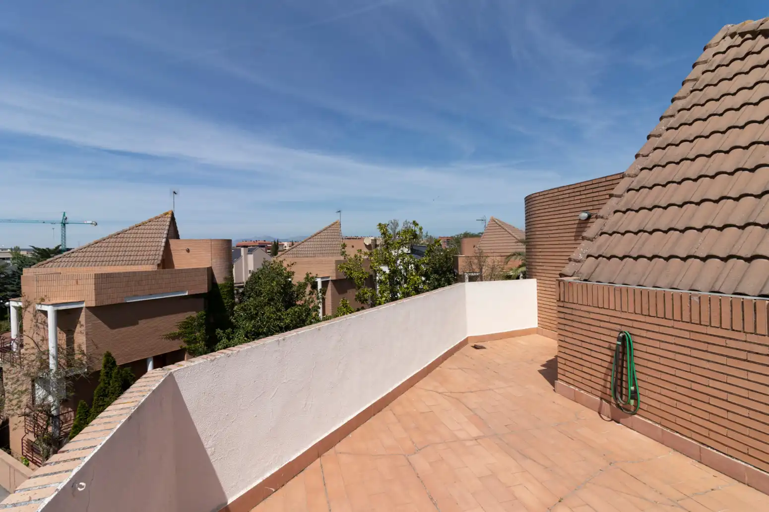 Terrassa de Casa o xalet en venda en  Logroño amb Calefacció, Jardí privat i Terrassa