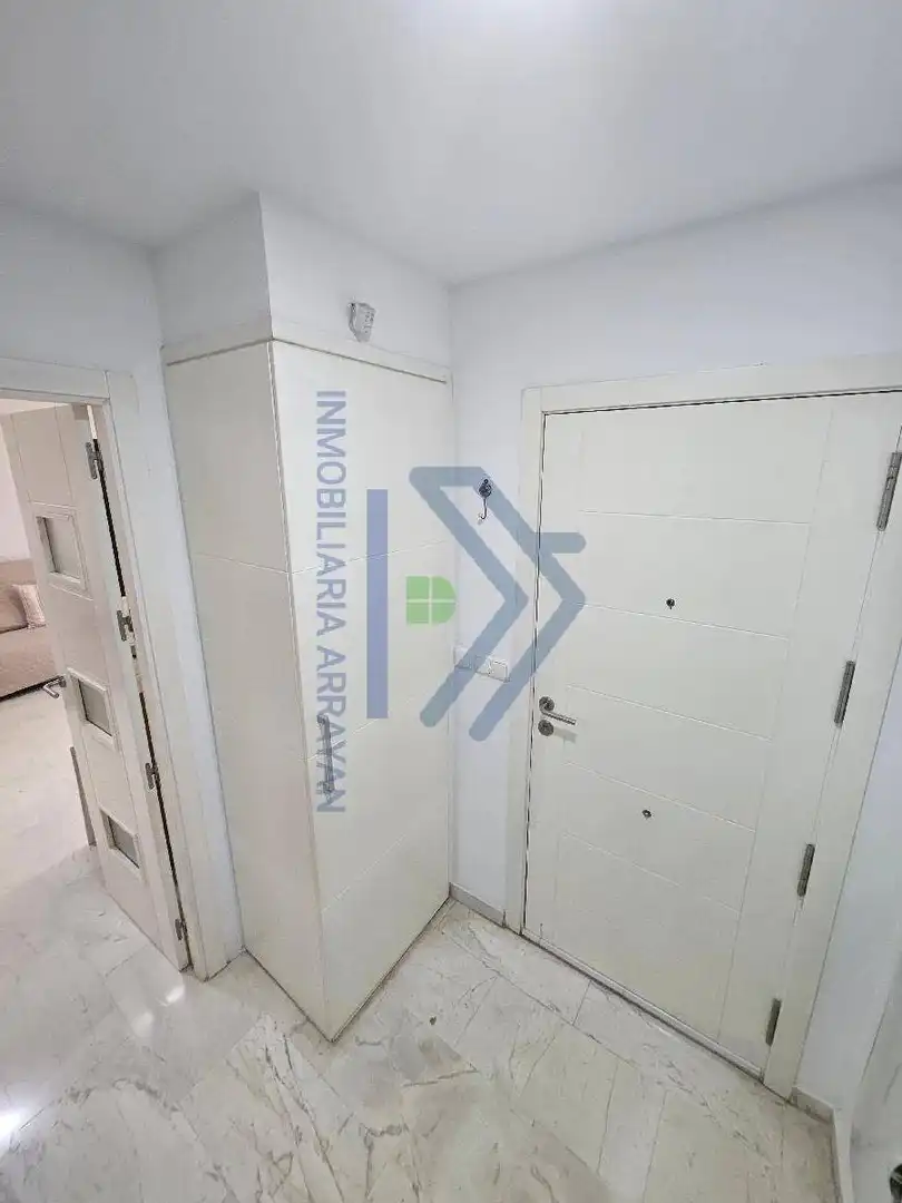 Casa con piscina en venta en Poniente, imagen 9