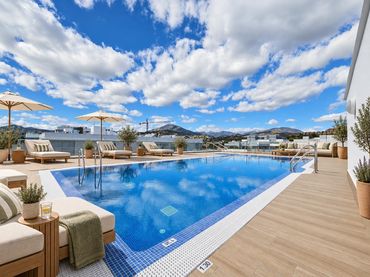 Apartamento con piscina en alquiler en TORRENTE BALLESTER 5