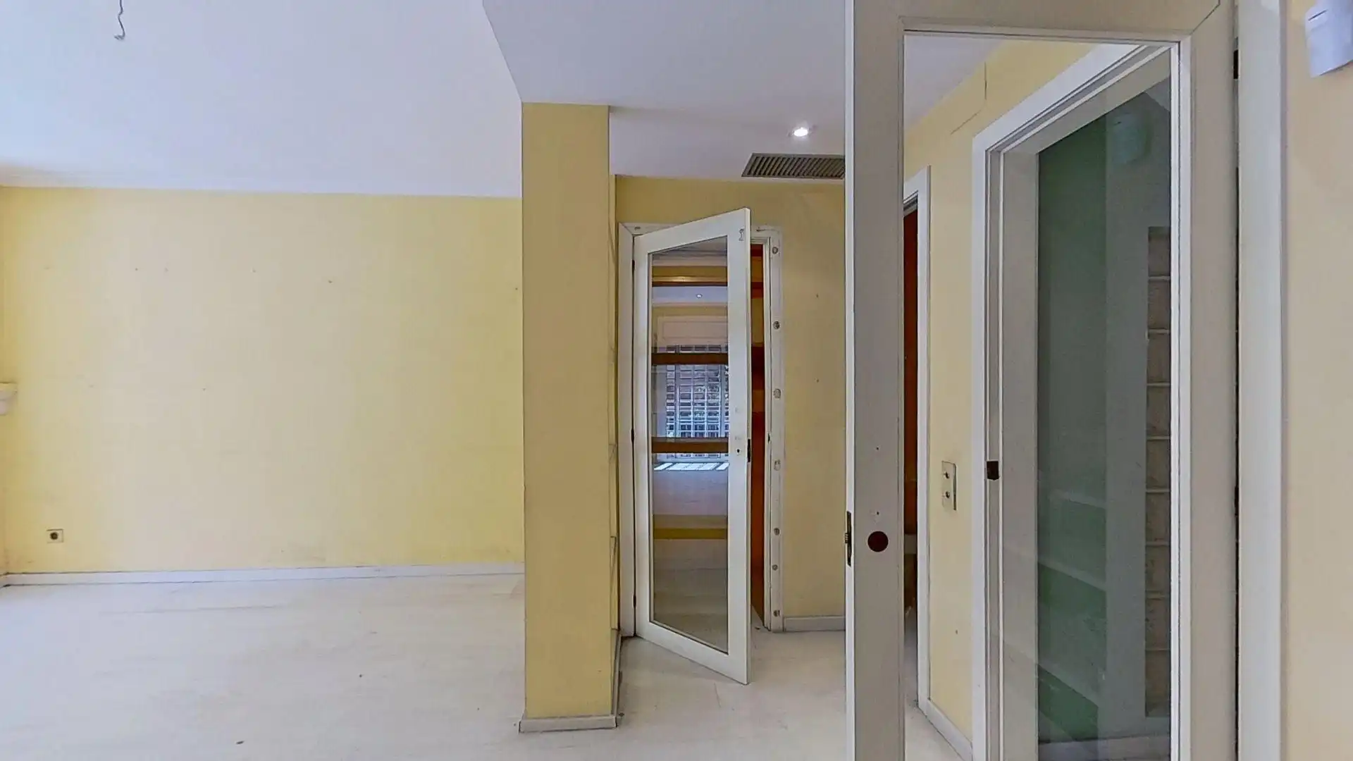 Einfamilien-Reihenhaus zum Verkauf in El Prat de Llobregat mit Privatgarten und Terrasse