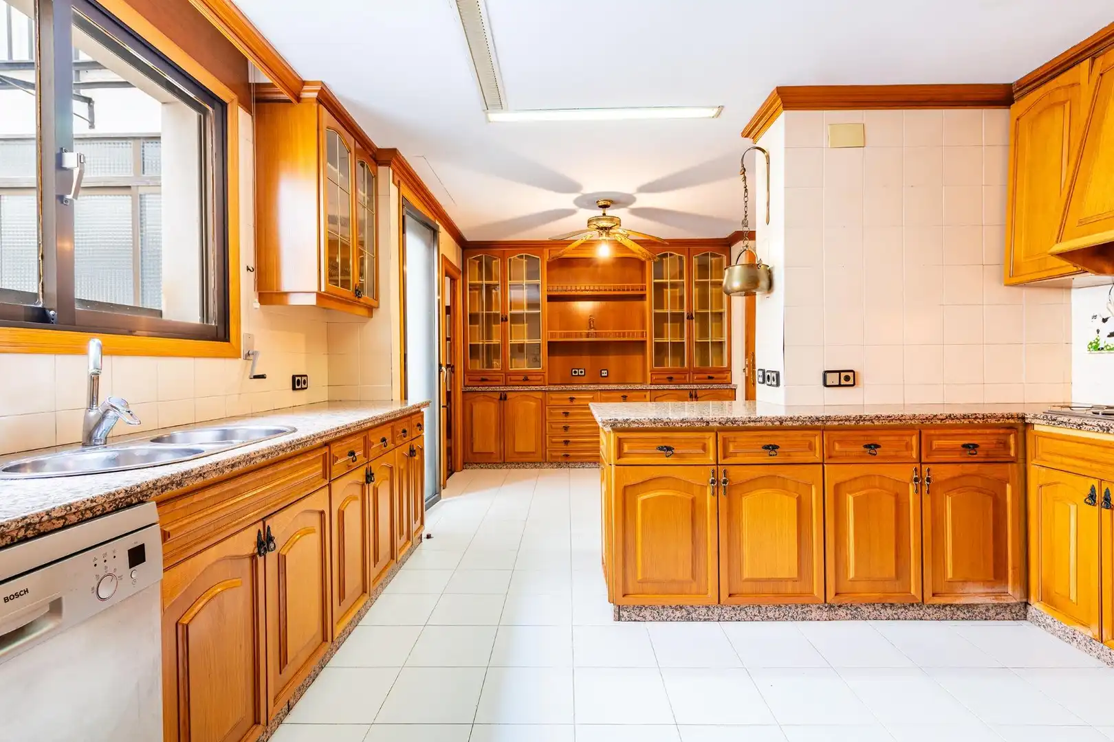 Cuina de Pis en venda en Castellón de la Plana / Castelló de la Plana amb Aire condicionat, Parquet i Terrassa