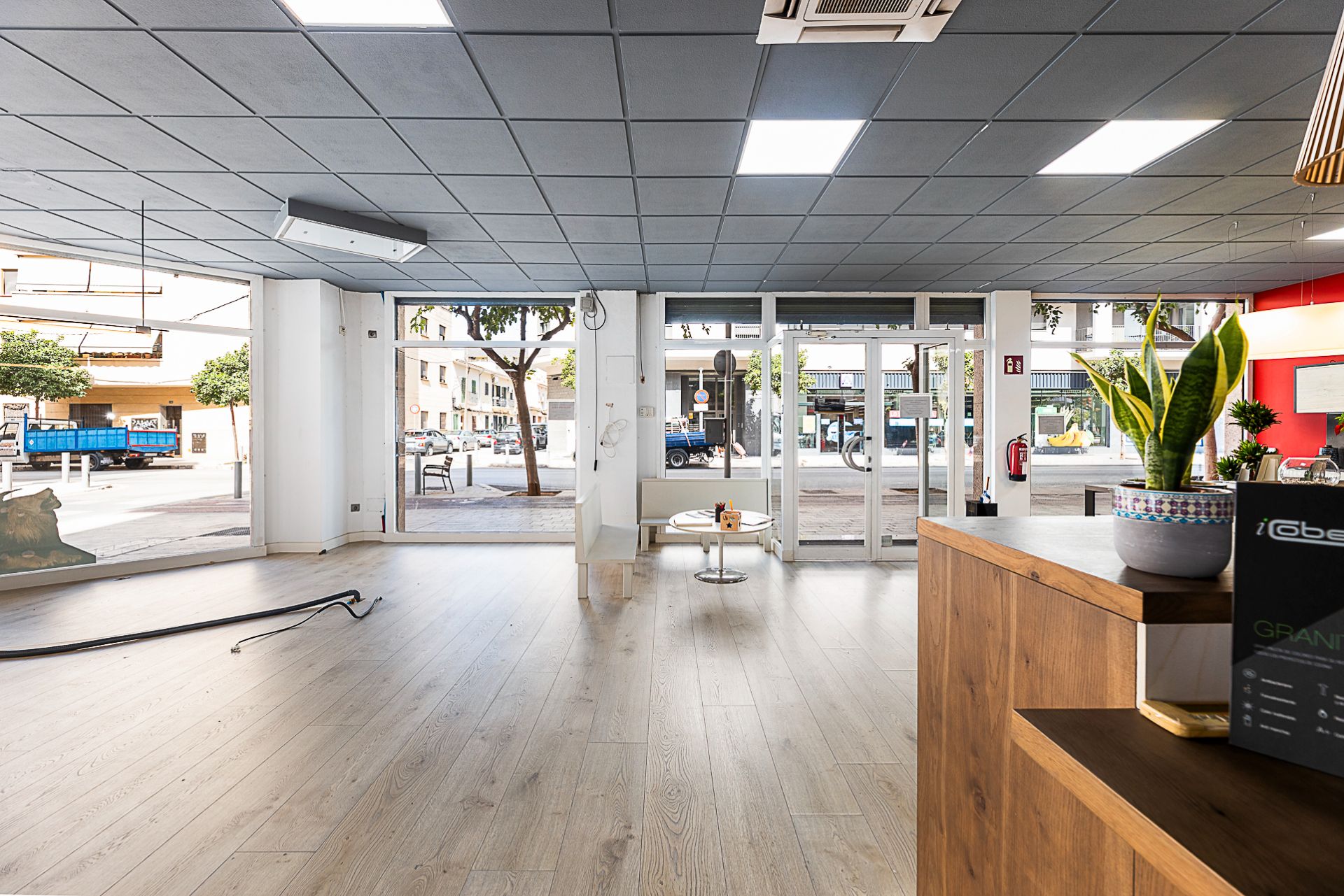 Premises for sale in  Palma de Mallorca  with Parquet flooring