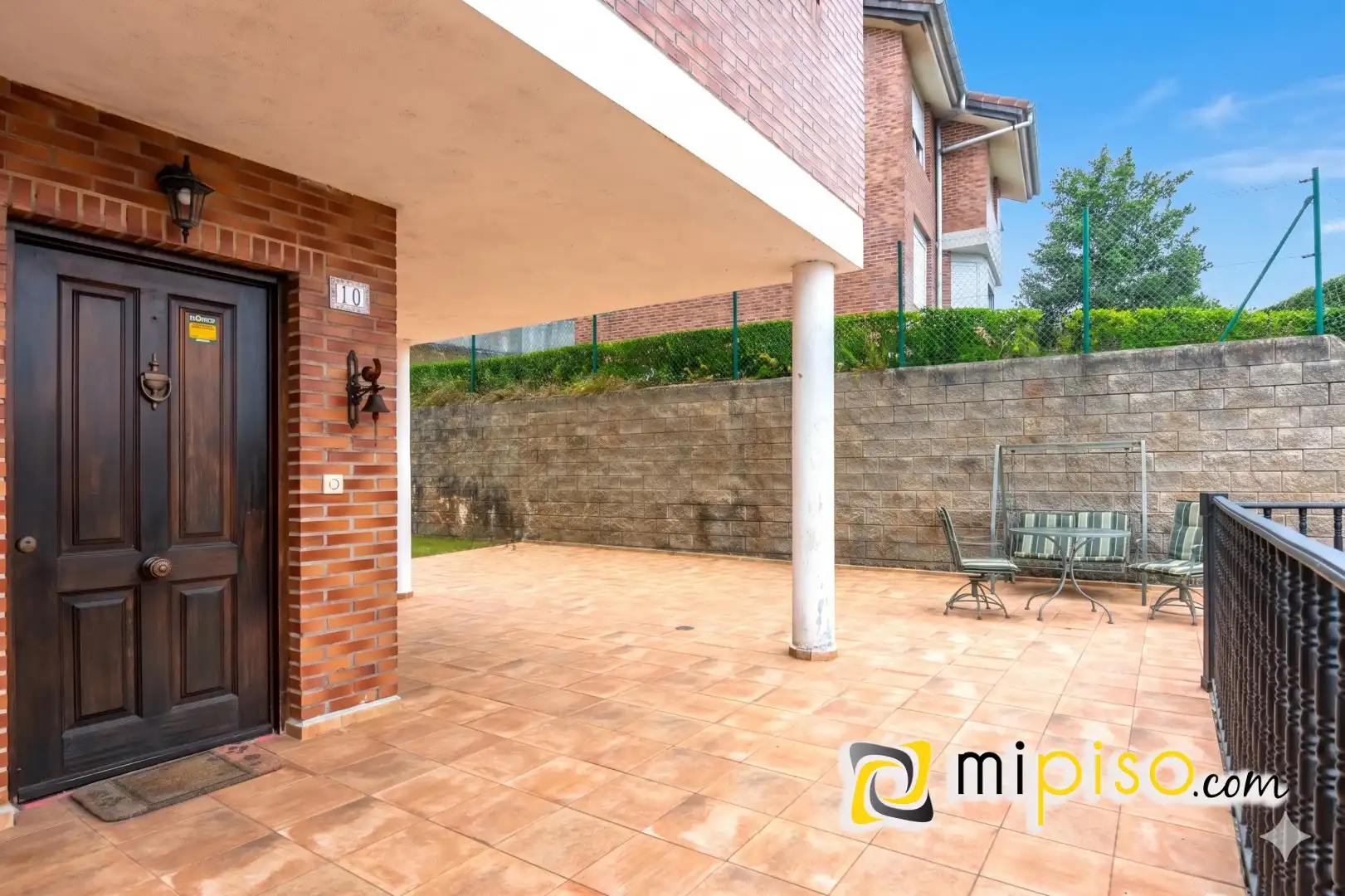 Terrassa de Casa o xalet en venda en Limpias amb Calefacció, Jardí privat i Terrassa