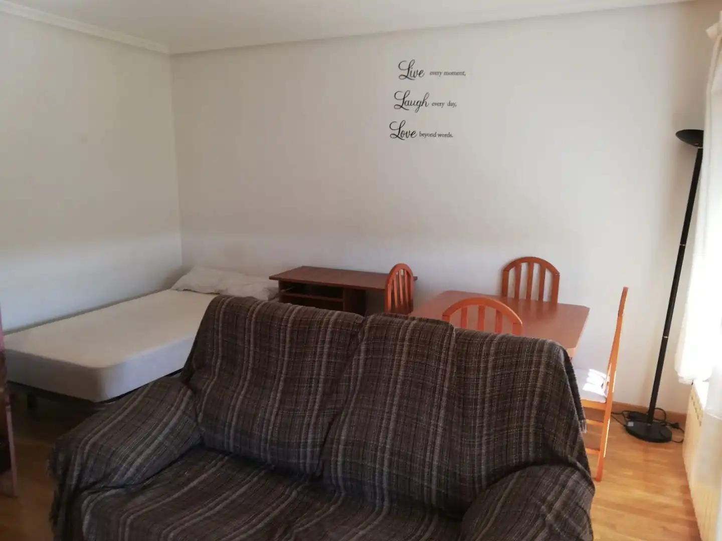 Living room of Study for rent in Ciudad Real  with Parquet flooring, Furnished and Oven