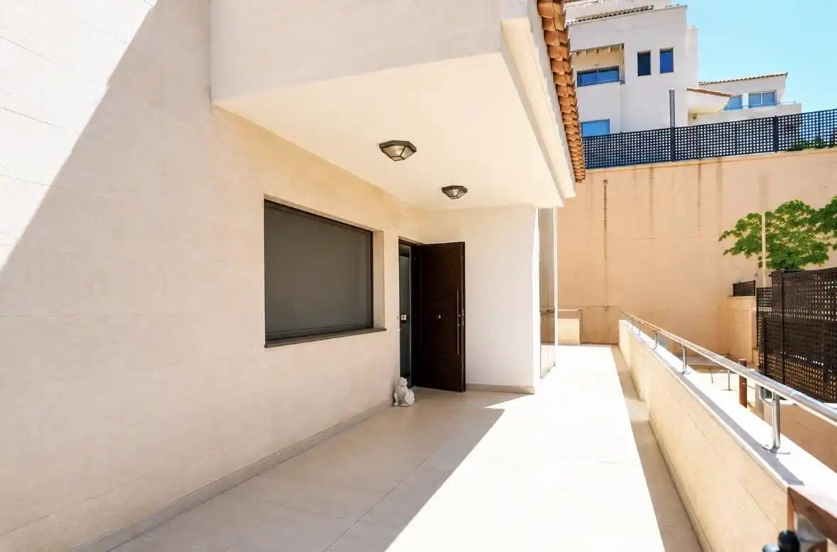 Bungalow amb terrassa en venda a Calle Calle Cabo de Palos, imagen 5