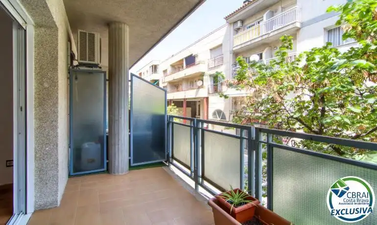 Balcony of Flat for sale in Roses  with Heating, Terrace and Oven
