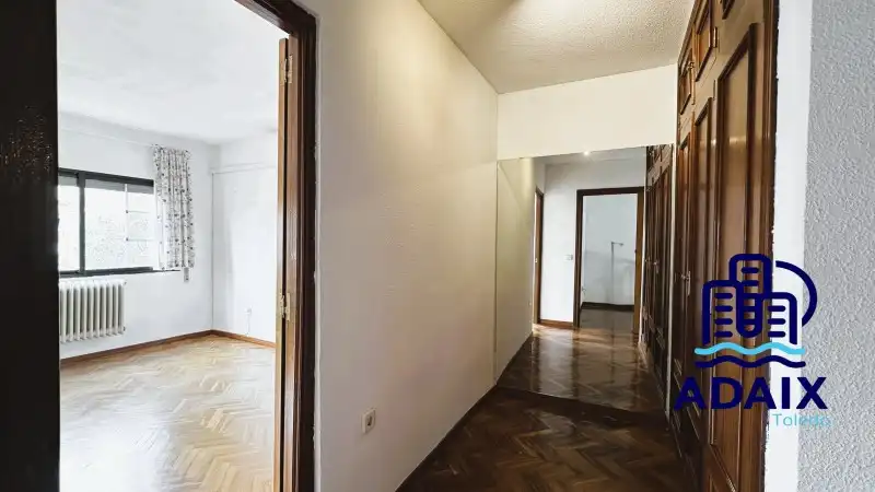 Haus oder Chalet zum Verkauf in Bargas mit Klimaanlage, Heizung und Terrasse