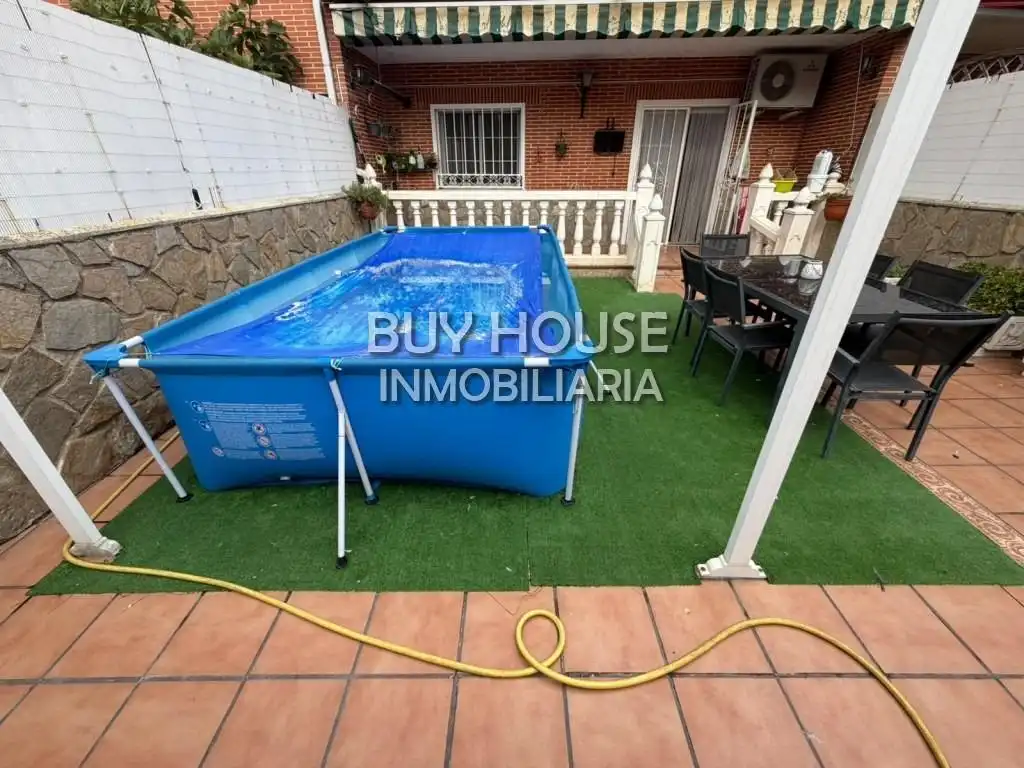 Casa a schiera con giardino in vendita a Numancia de la Sagra, imagen 2