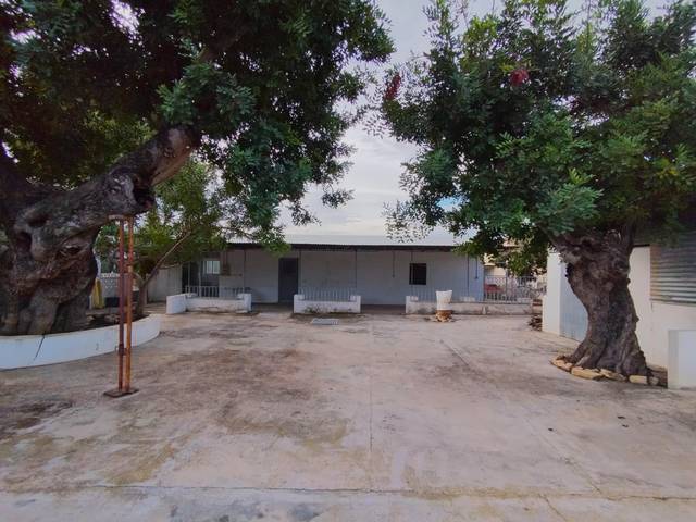 Casa-chalet en Venta en Ador