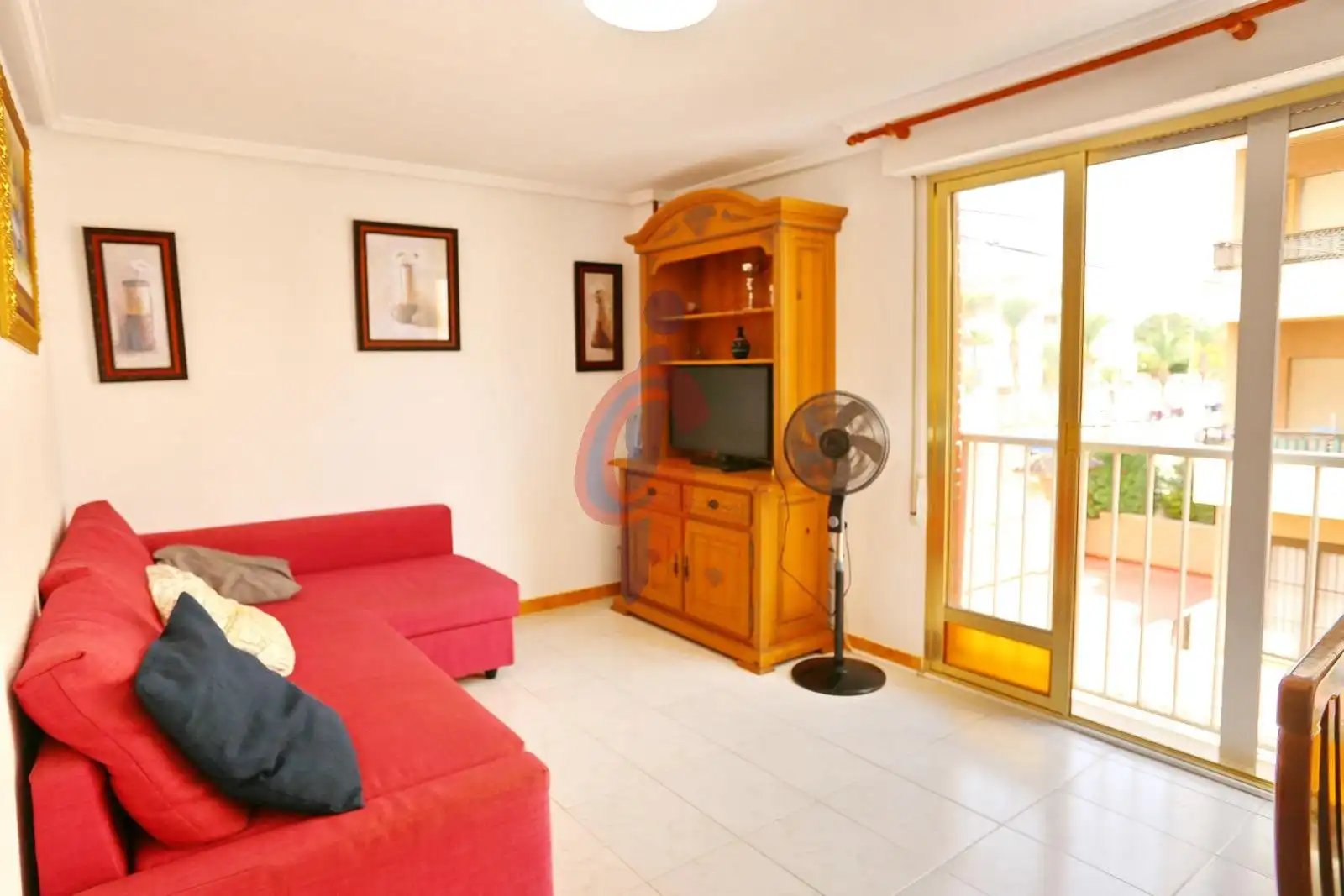 Piso con ascensor en venta en Avenida Cervantes 69, imagen 2