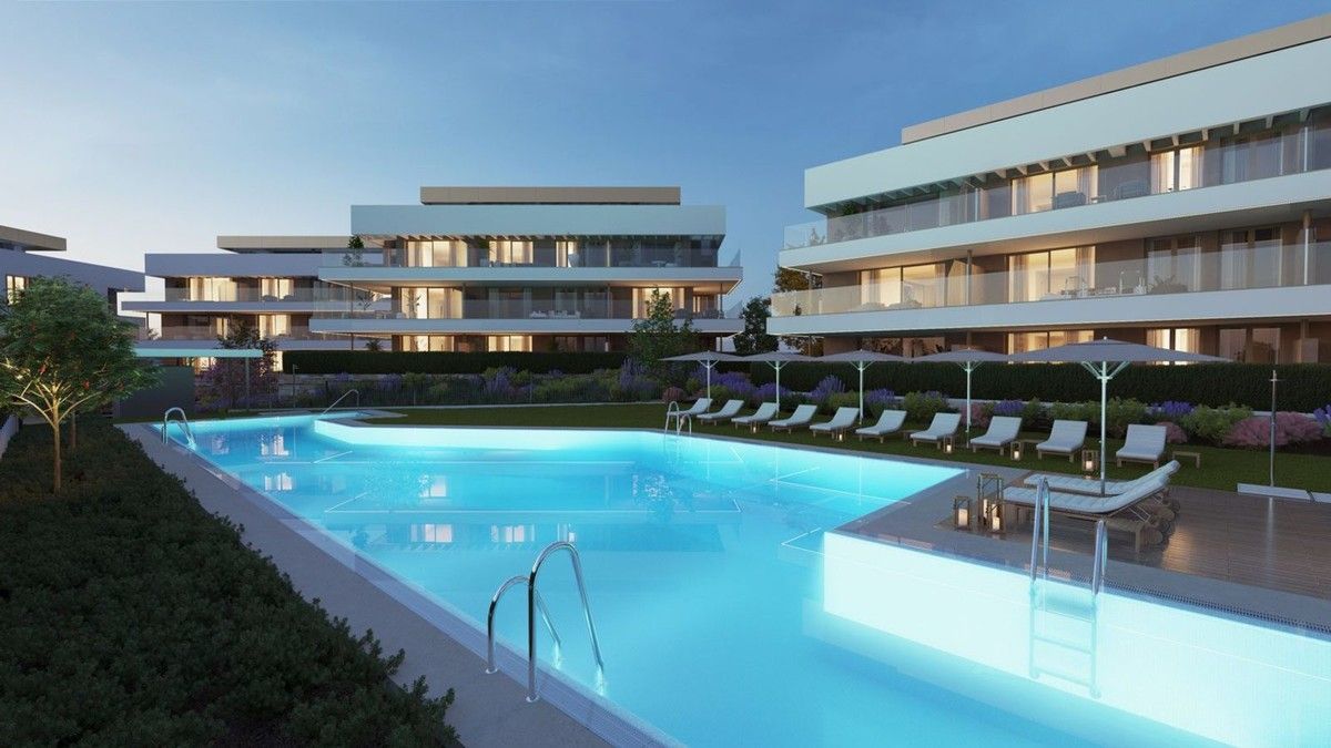 Piscina de Apartament en venda en Estepona