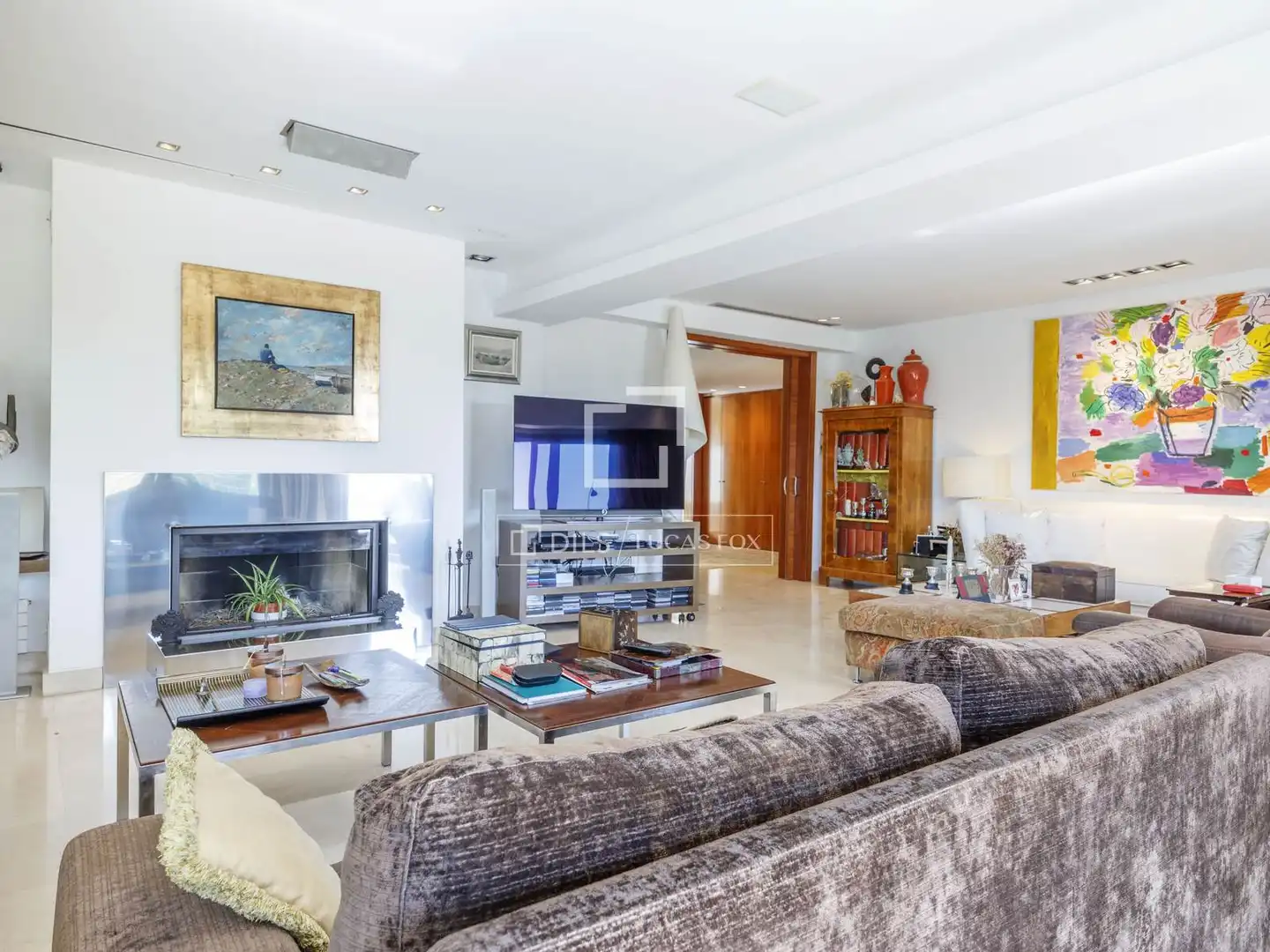 Sala d'estar de Casa o xalet en venda en Rocafort amb Aire condicionat, Calefacció i Jardí privat