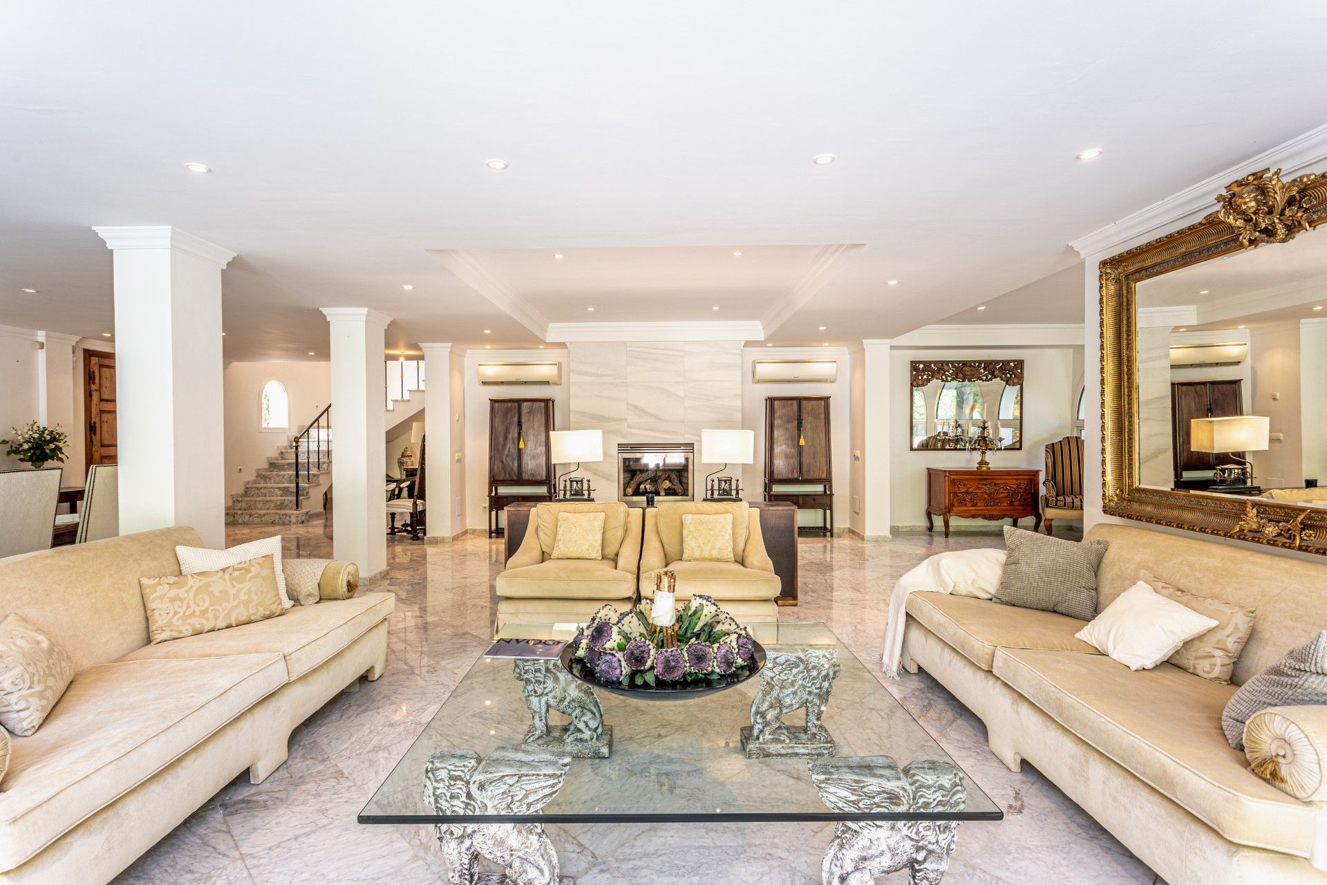 Living room of House or chalet for sale in Marbella  with Air Conditioner, Heating and Private garden