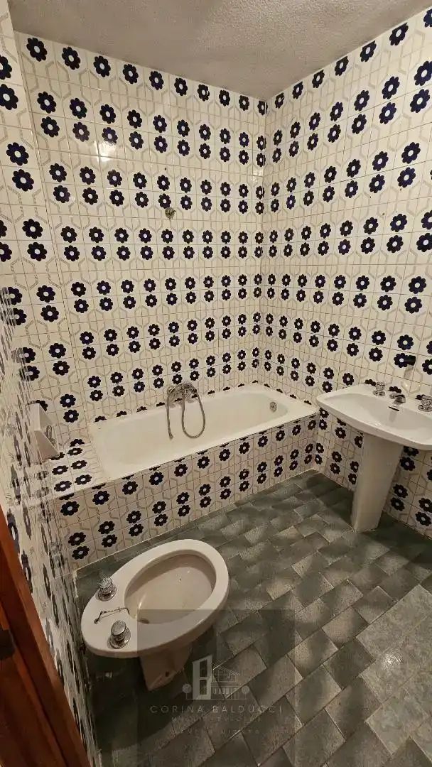 Bathroom of Flat for sale in Candeleda  with Balcony