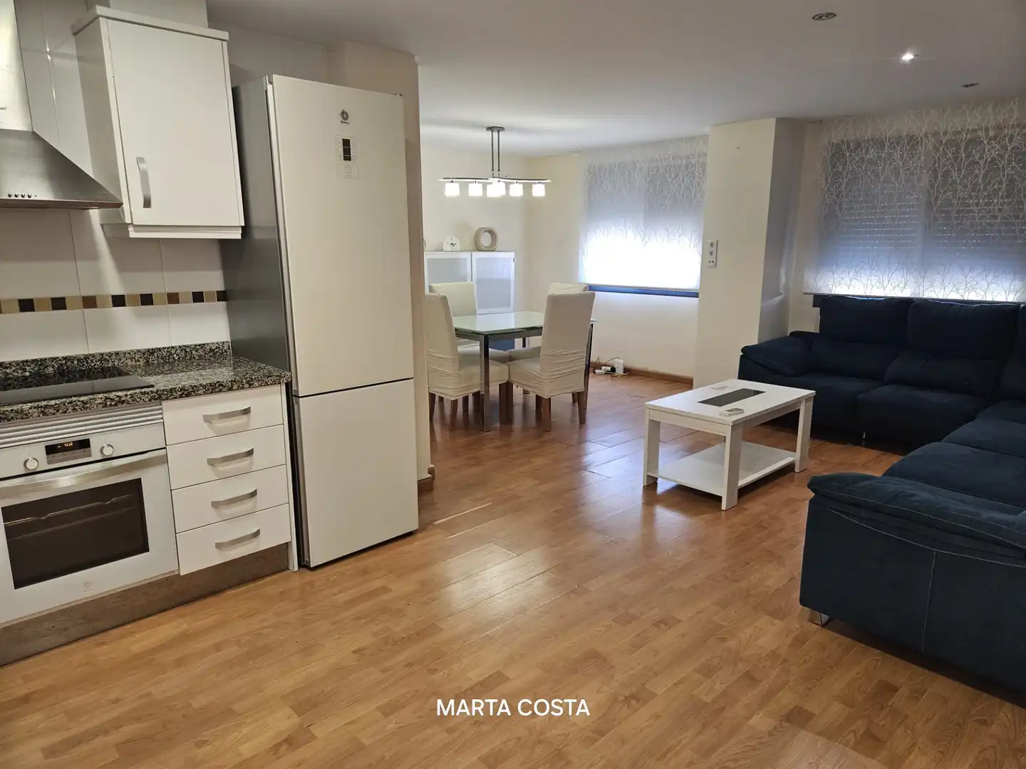 Living room of Flat for sale in Almoines  with Air Conditioner, Heating and Parquet flooring