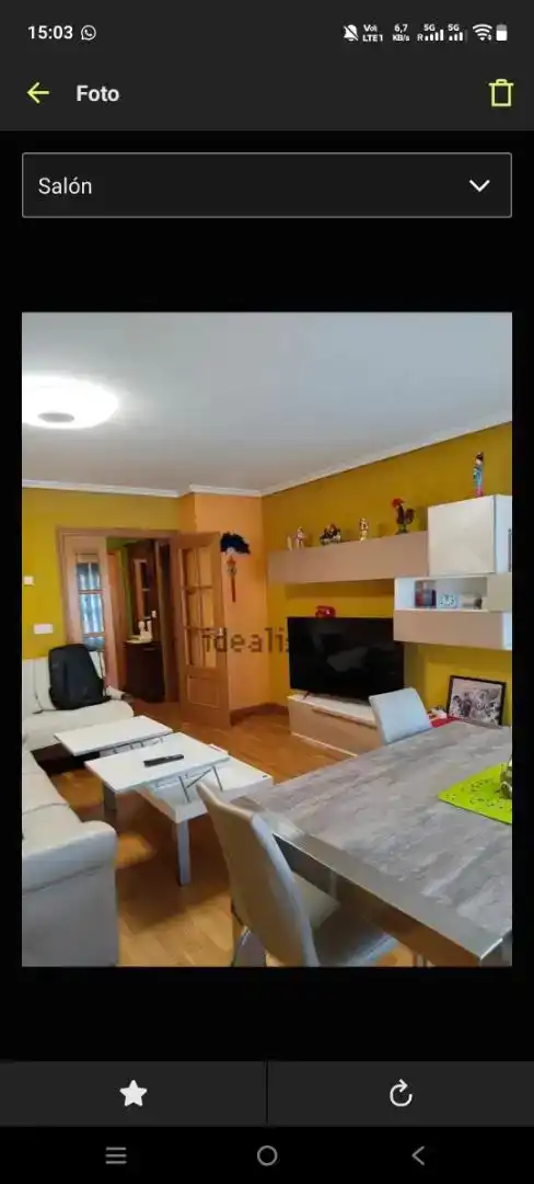 Sala d'estar de Pis en venda en Ponferrada amb Parquet, Moblat i Forn