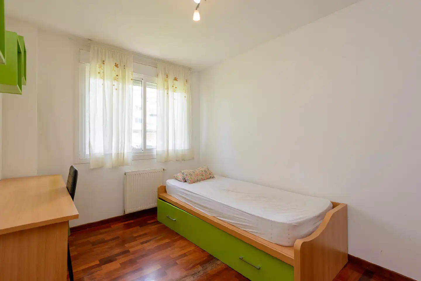 Bedroom of Flat for sale in Narón