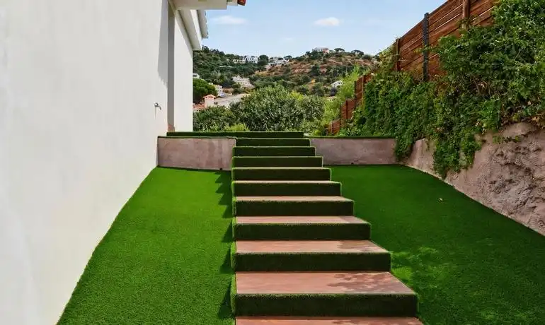 House with pool for sale in Carrer DE CORDOVA 25, imagen 8