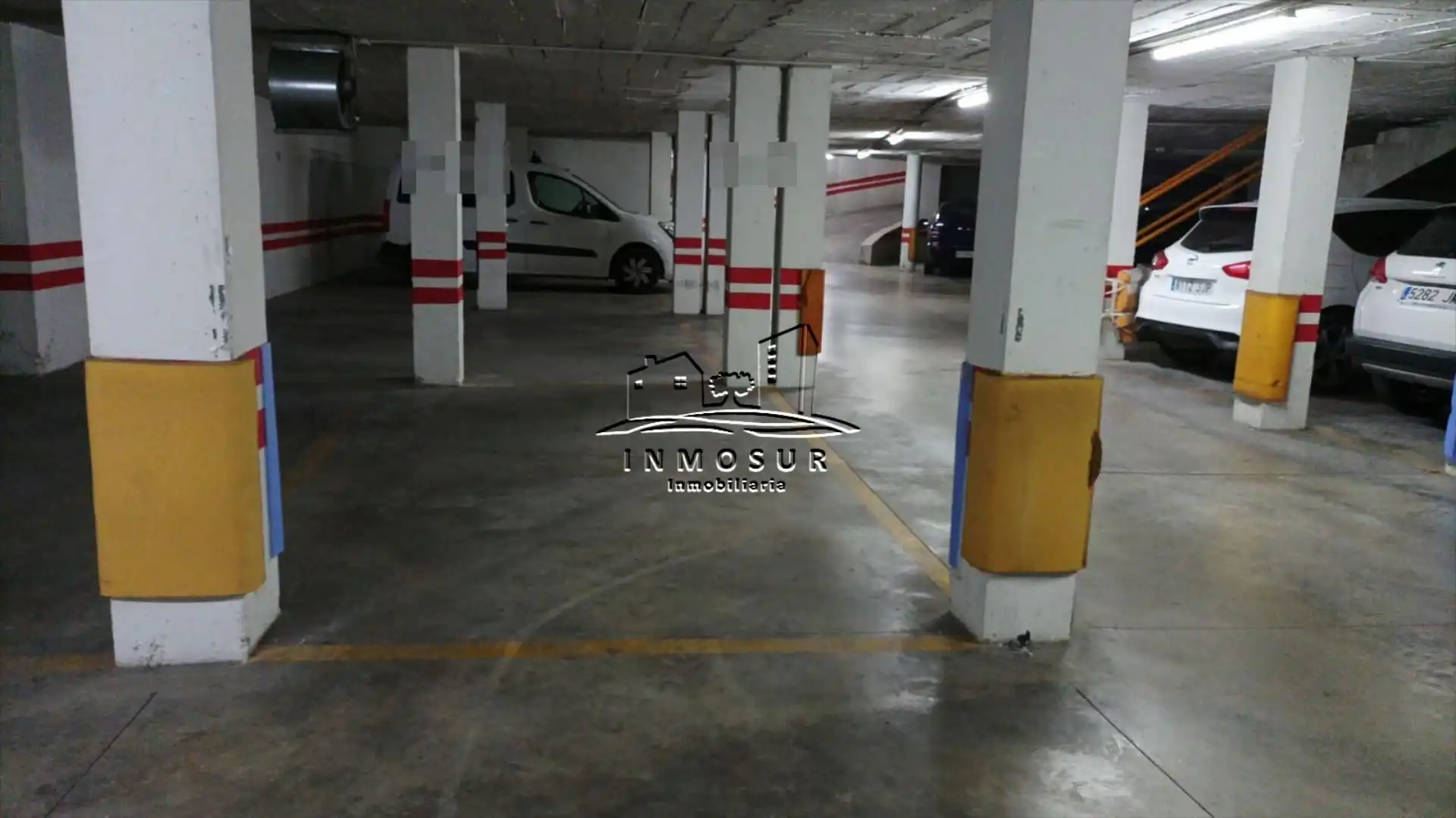 Parcheggio in vendita a Centro