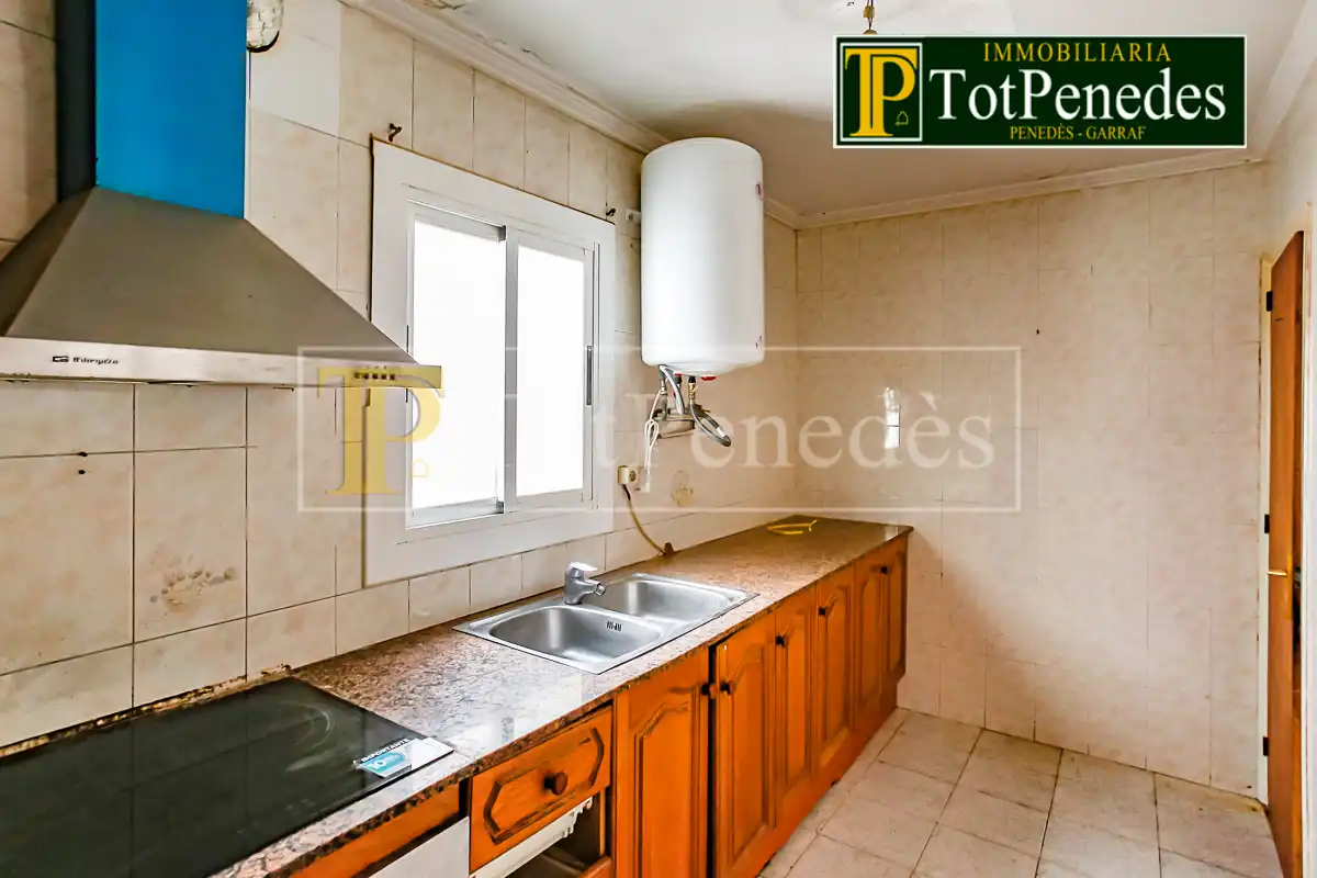 Cocina de Piso en venta en Sant Pere de Ribes con Balcón