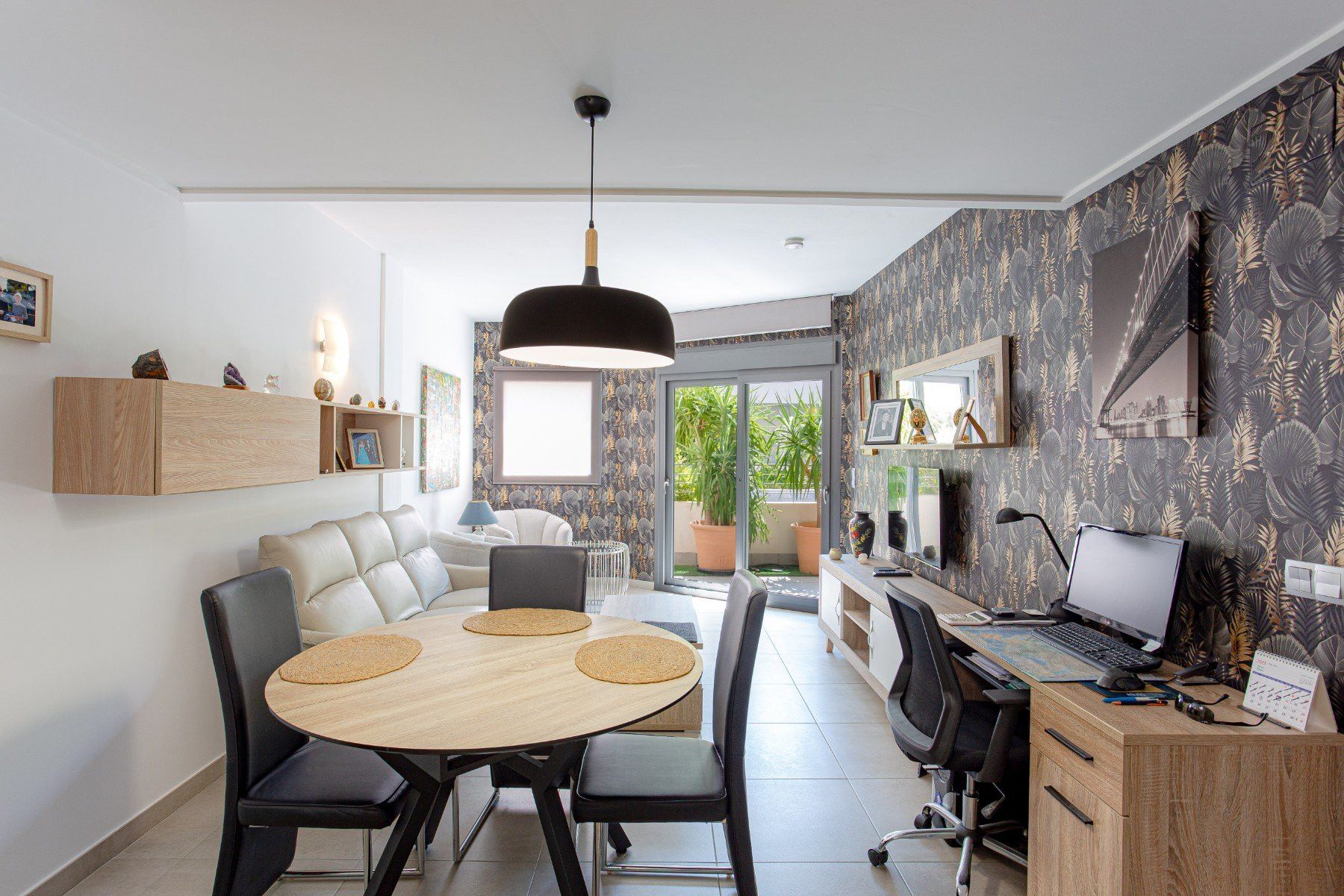 Sala d'estar de Apartament en venda en Torrevieja amb Moblat