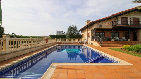 Foto 5 de Casa o chalet en venta en Calle Murillo, Soto de la Marina, Santa Cruz de Bezana