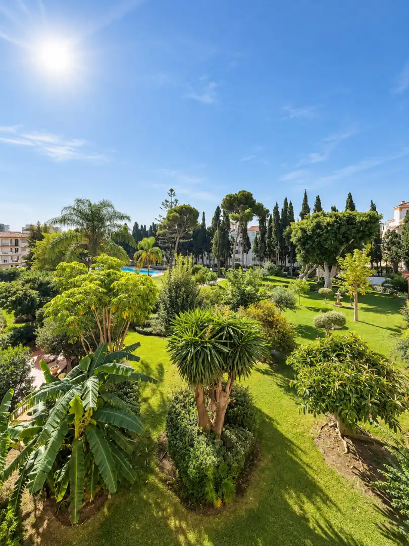 Jardí de Apartament en venda en Torremolinos amb Aire condicionat, Terrassa i Moblat