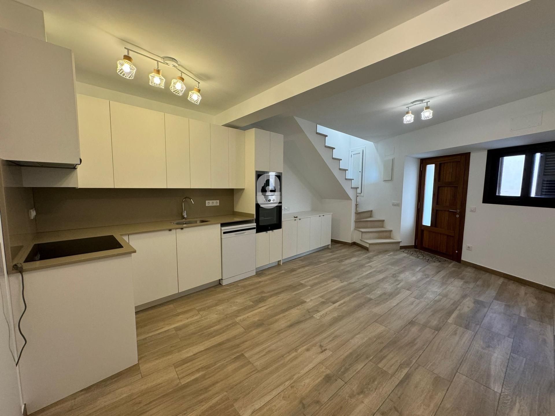 House or chalet to rent in Carrer PAU, Sencelles