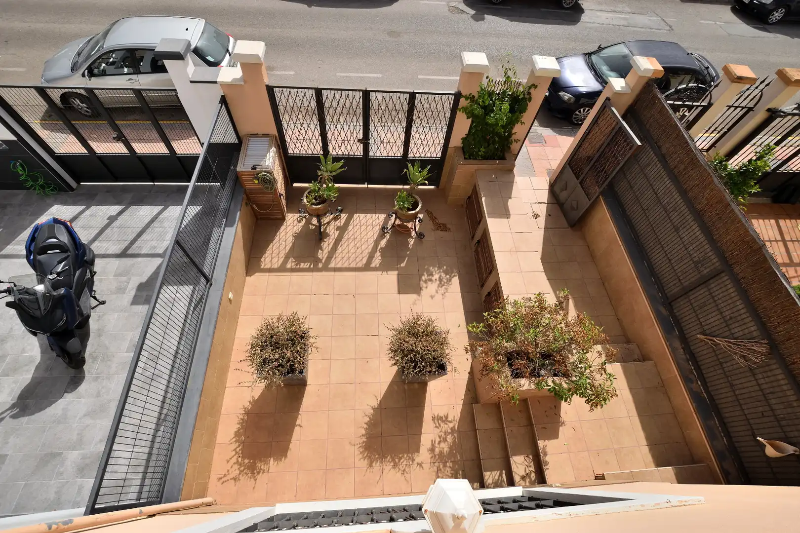 Terrassa de Casa adosada en venda en Ronda amb Aire condicionat, Calefacció i Parquet